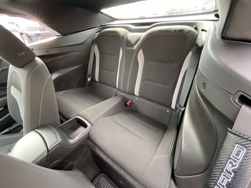 Used 2020 Chevrolet Camaro LT image 17