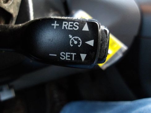 Used 2009 Toyota RAV4 4WD image 14