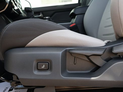 New 2025 Toyota Tacoma TRD Off-Road image 30