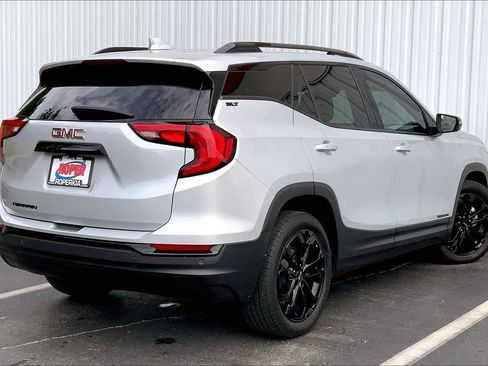Used 2021 GMC Terrain SLT w/ Elevation Edition FWD image 11