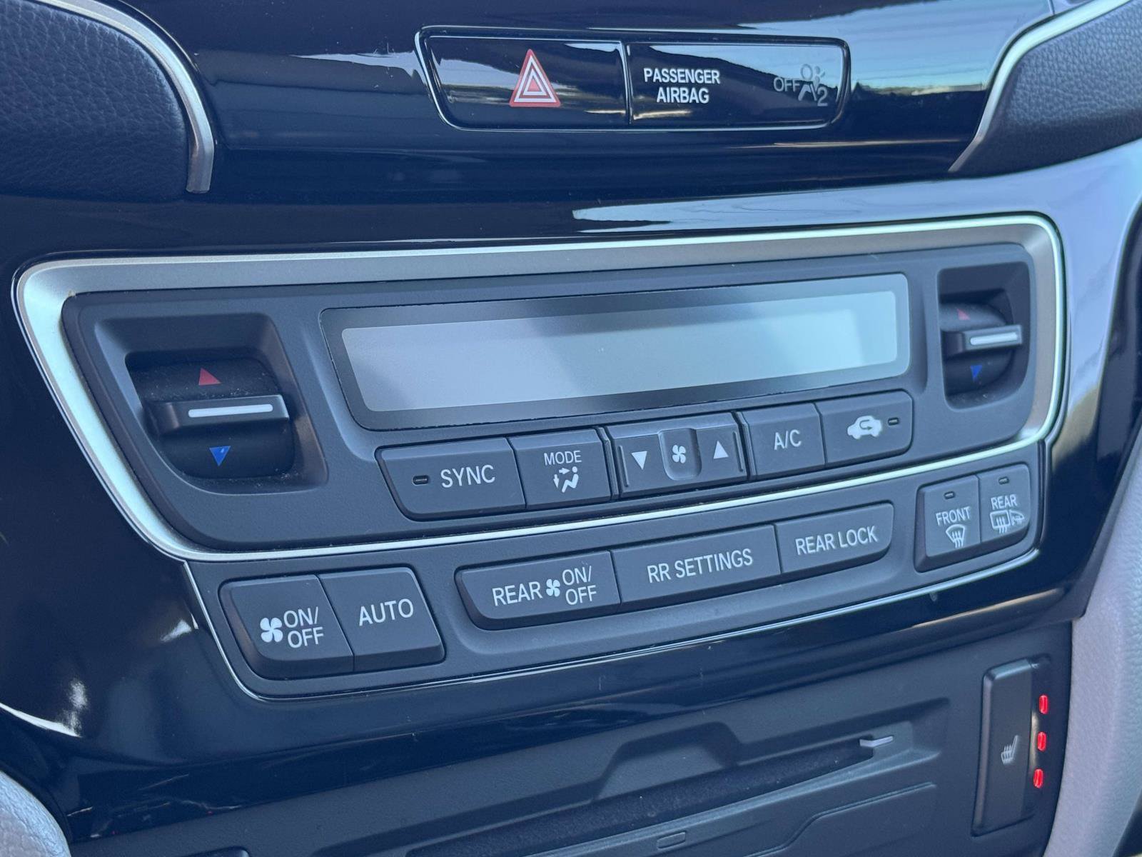 Used 2019 Honda Pilot Touring image 5