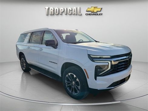 New 2026 Chevrolet Suburban LS w/ LPO, Dark Essentials Package image 7