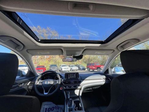 Used 2019 Honda Accord EX image 24