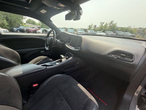 Used 2018 Dodge Challenger GT w/ GT Interior Package AWD/4WD image 24
