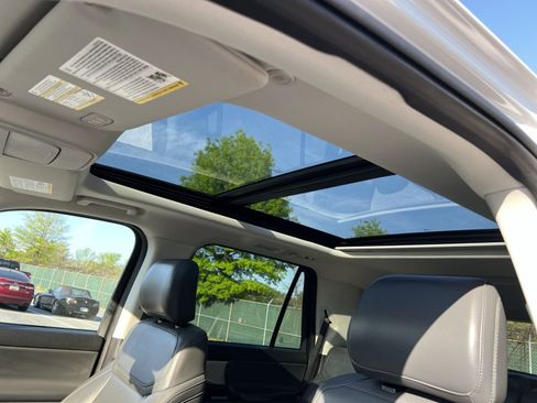 Used 2025 Ford Expedition Active AWD/4WD image 32