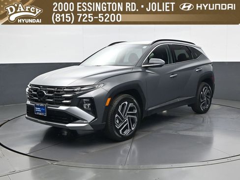 Certified 2025 Hyundai Tucson Limited image 1