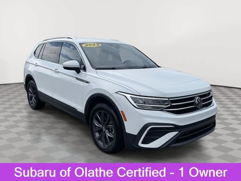 Used 2022 Volkswagen Tiguan SE AWD/4WD image 1