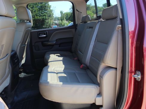 Used 2015 GMC Sierra 2500 Denali w/ Duramax Plus Package image 17