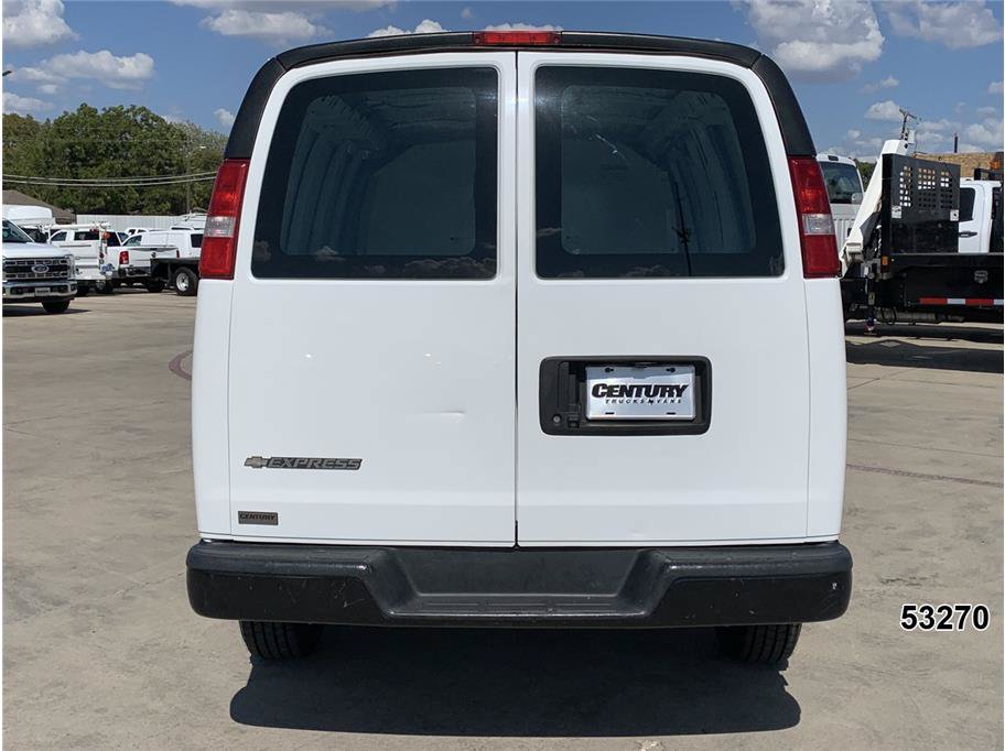 Used 2020 Chevrolet Express 2500 RWD image 7