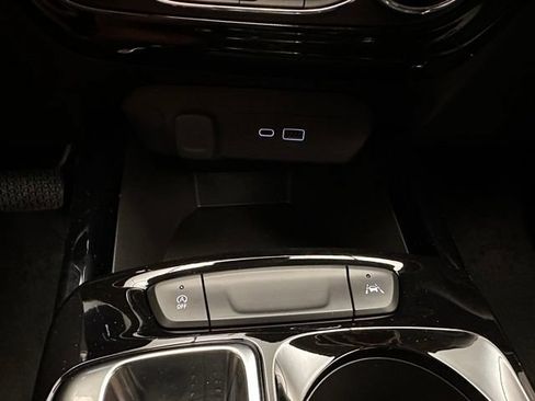 New 2026 Chevrolet Trax LT w/ LT Convenience Package FWD image 14
