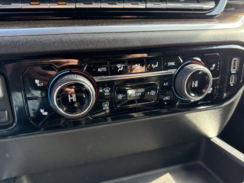 Certified 2022 Chevrolet Silverado 1500 LT Trail Boss w/ LT Trail Boss Premium Package image 16