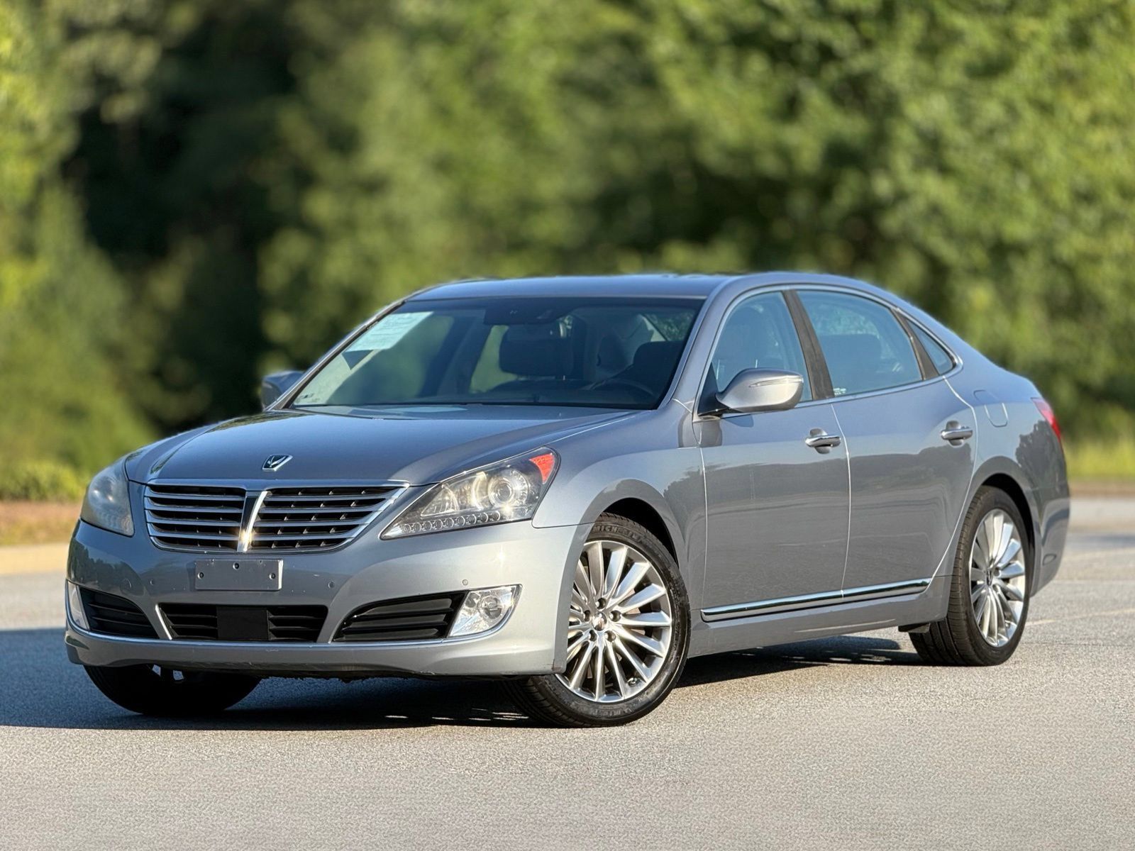 Used 2014 Hyundai Equus Signature RWD image 8