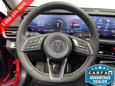 Used 2025 Buick Envision Sport Touring AWD/4WD image 18