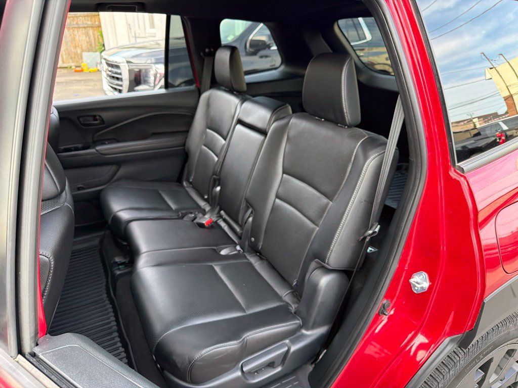 Used 2023 Honda Passport EX-L image 15