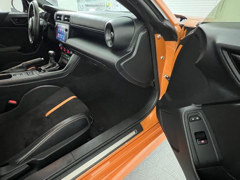 Used 2023 Toyota GR86 10th Anniversary SE image 30