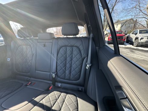Used 2023 BMW X5 xDrive40i w/ Premium Package image 26