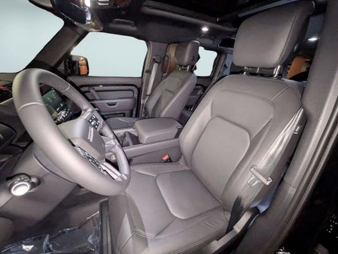 New 2026 Land Rover Defender 110 X-Dynamic SE AWD/4WD image 15