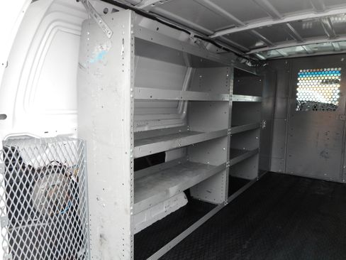 Used 2006 Ford E-150 and Econoline 150 image 18