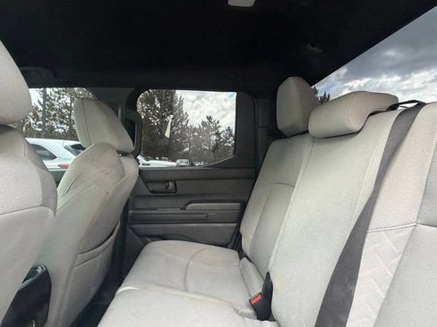 Used 2024 Toyota Tacoma SR5 AWD/4WD image 18