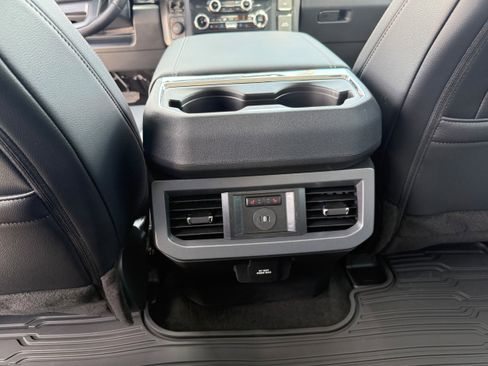 New 2025 Ford F350 Lariat w/ Lariat Ultimate Package image 23