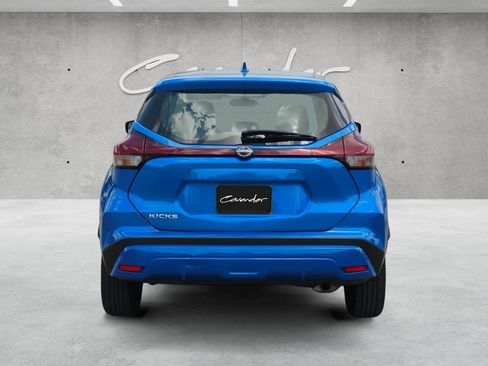 Used 2022 Nissan Kicks S FWD image 12