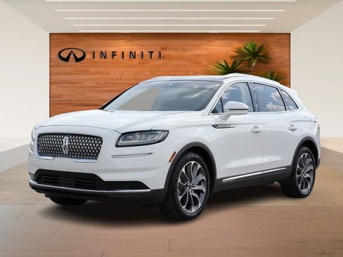 Used 2022 Lincoln Nautilus Reserve w/ Luxury Package image 1