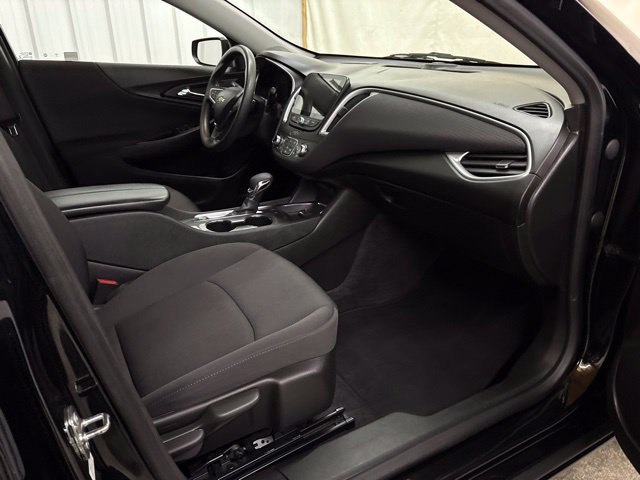 Used 2023 Chevrolet Malibu LT FWD image 22