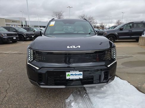 Certified 2026 Kia EV9 GT-Line image 2