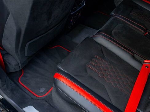 Used 2024 Lamborghini Urus Performante AWD/4WD image 76