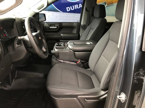 Used 2020 Chevrolet Silverado 1500 Custom w/ Custom Value Package AWD/4WD image 16