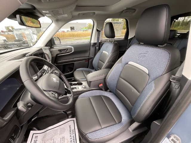 New 2026 Ford Bronco Sport Outer Banks w/ Sasquatch Outer Banks Package AWD/4WD image 11