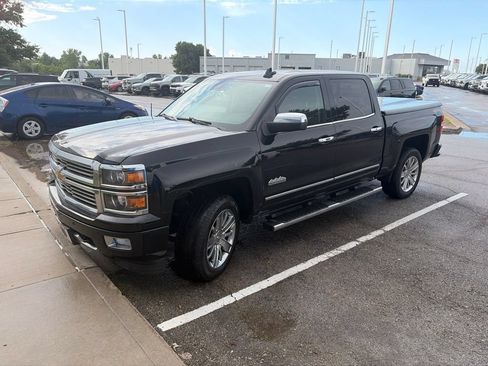 Used 2015 Chevrolet Silverado 1500 High Country w/ High Country Premium Package AWD/4WD image 1