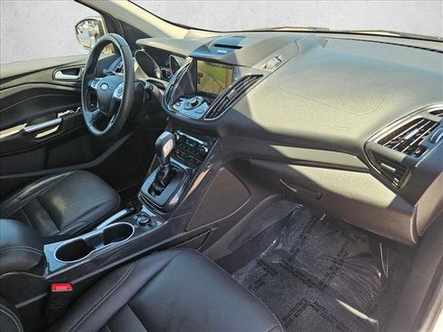 Used 2015 Ford Escape Titanium FWD image 22