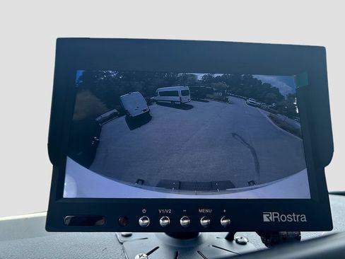 Used 2024 Mercedes-Benz Sprinter 3500 image 46