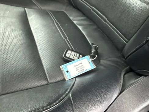 Used 2019 Honda CR-V Touring image 35