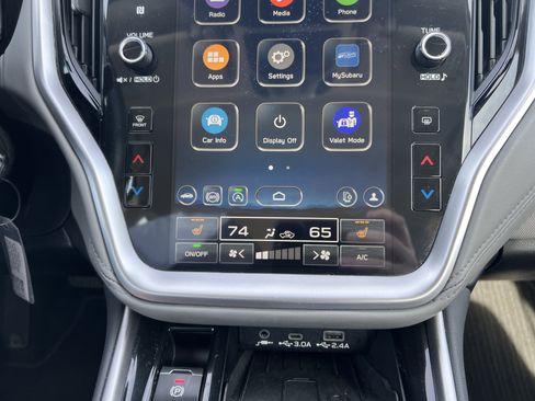 Used 2023 Subaru Legacy Premium image 5