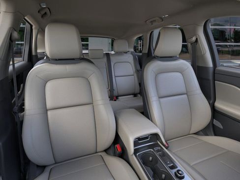 New 2026 Lincoln Corsair Premiere image 10