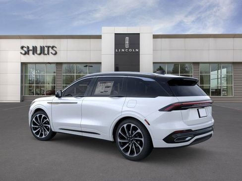 New 2026 Lincoln Nautilus Black Label image 4