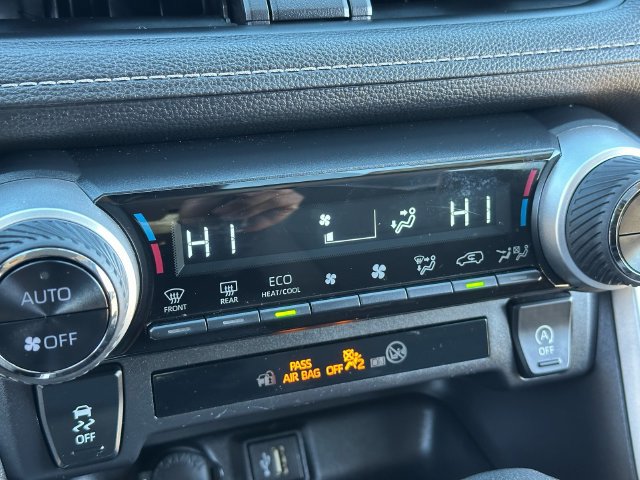 Certified 2025 Toyota RAV4 XLE AWD/4WD image 17