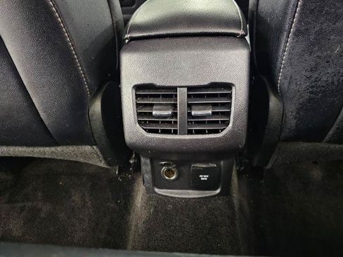 Used 2018 Ford Fusion SE w/ Equipment Group 602A FWD image 40