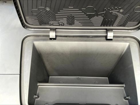 New 2026 Volvo EX30 Ultra w/ Protection Package Premier image 32