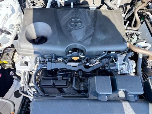 Used 2025 Toyota RAV4 LE FWD image 28
