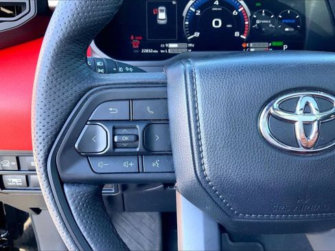 Used 2025 Toyota Sequoia TRD Pro AWD/4WD image 24
