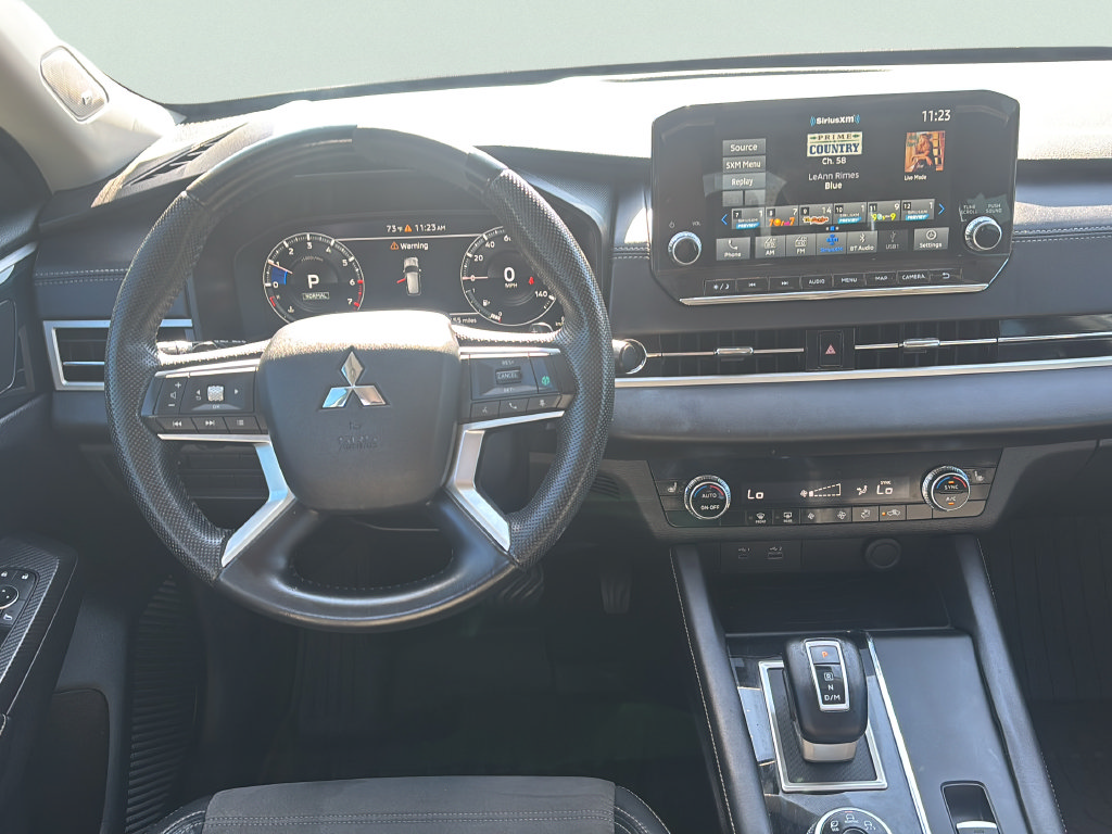 Used 2023 Mitsubishi Outlander SE FWD image 18