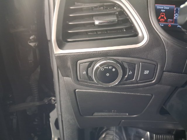 Used 2024 Ford Edge SEL AWD/4WD image 14