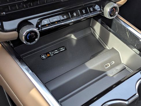 New 2026 Chevrolet Tahoe High Country w/ Sun And Tow Package image 40