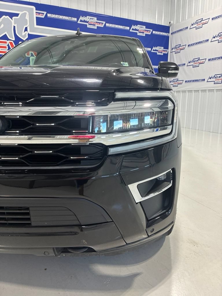 Used 2022 Ford Expedition Max Limited AWD/4WD image 9