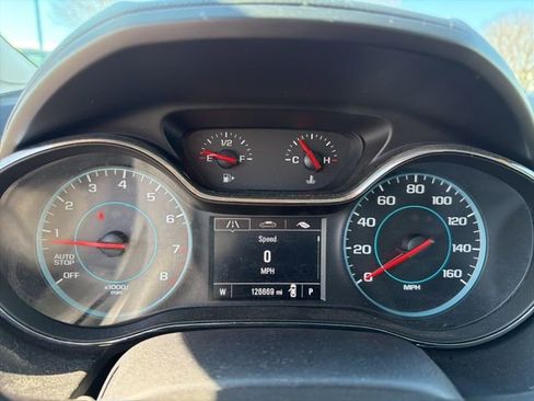 Used 2017 Chevrolet Cruze LS image 19