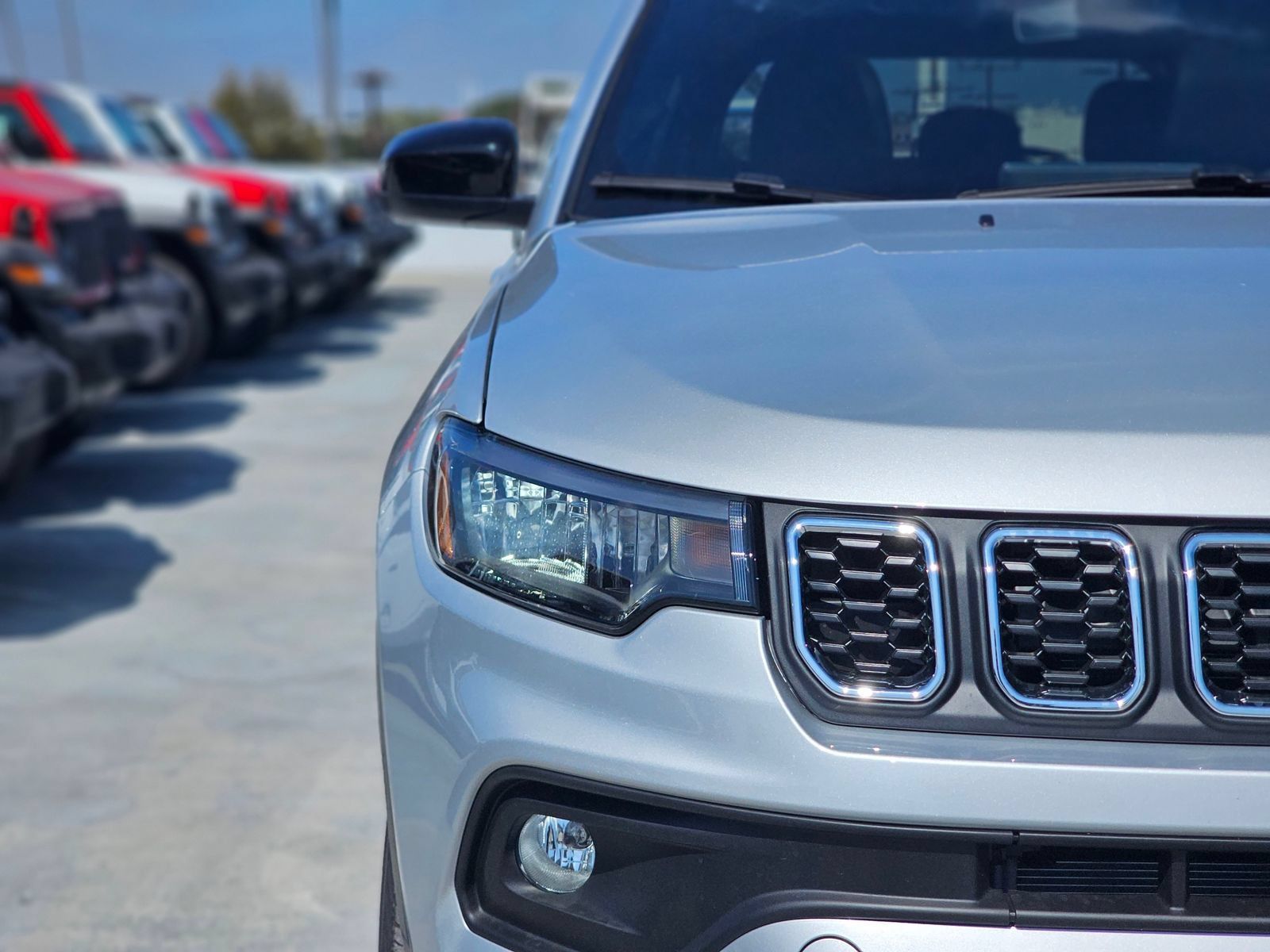 New 2026 Jeep Compass Latitude AWD/4WD image 2