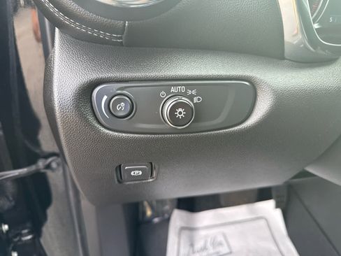 Used 2024 Chevrolet Blazer LT w/ Convenience Package image 18